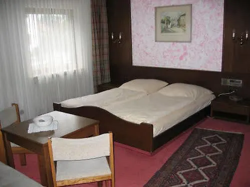 Gaestehaus Charlotte 3* באיירישצל
